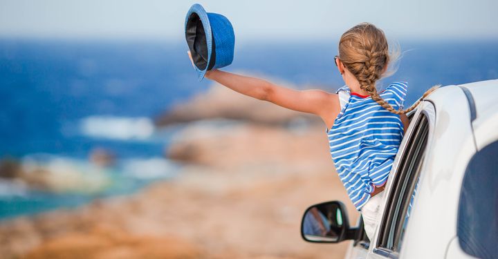 9-ways-to-keep-kids-entertained-on-road-long-trips-travelsupermarket